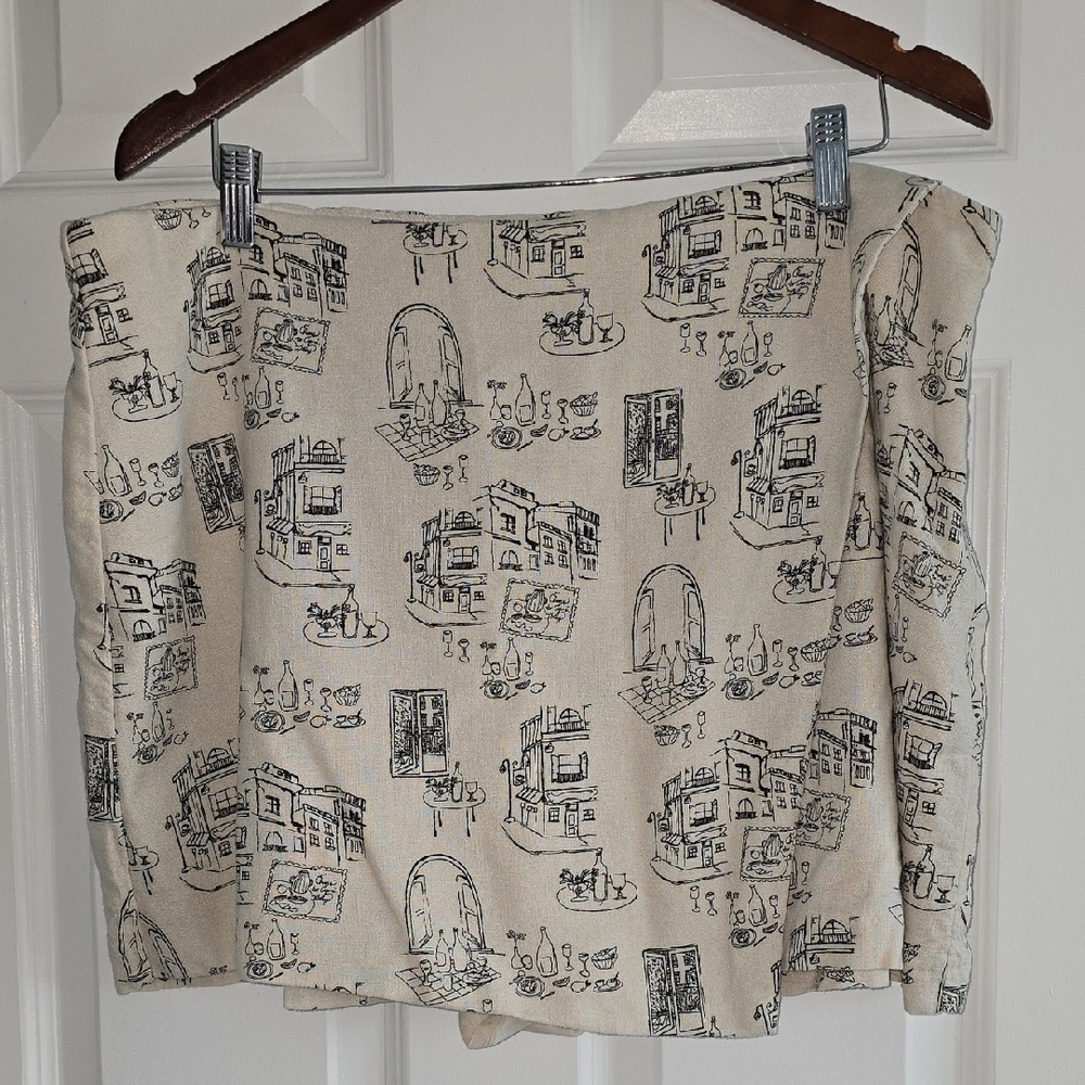 Abercrombie & Fitch Beige Mini Skirt with Black Print